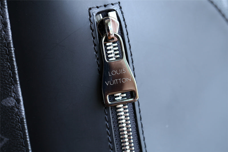 Franco Shops - Louis Vuittons  - 9739