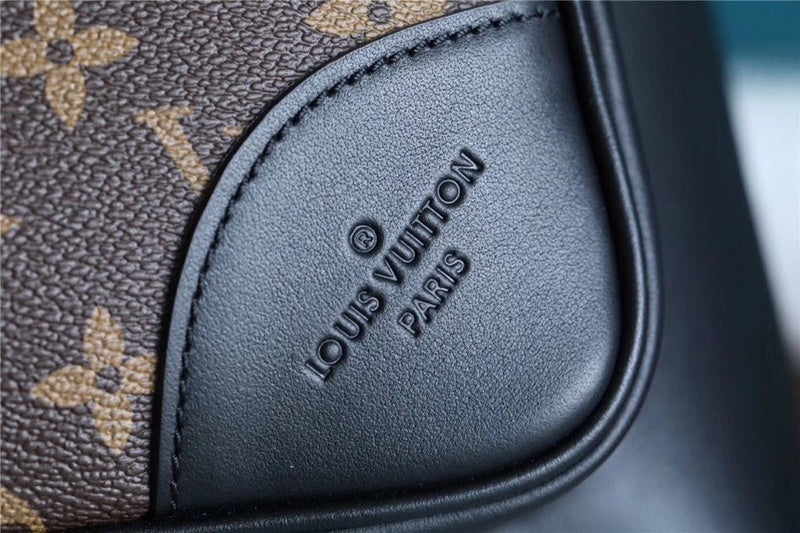 Franco Shops - Louis Vuittons  - 9627