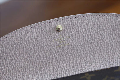 Franco Shops - Louis Vuittons  - 9423