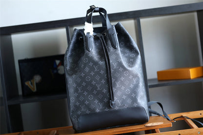 Franco Shops - Louis Vuittons  - 9739