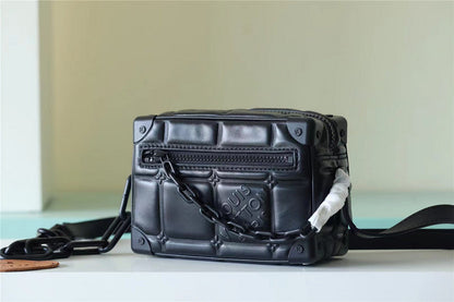 Franco Shops - Louis Vuittons  - 10130