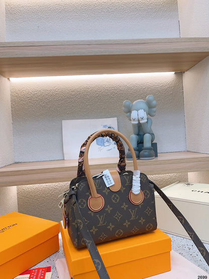 Franco Shops - Louis Vuittons  - 14904