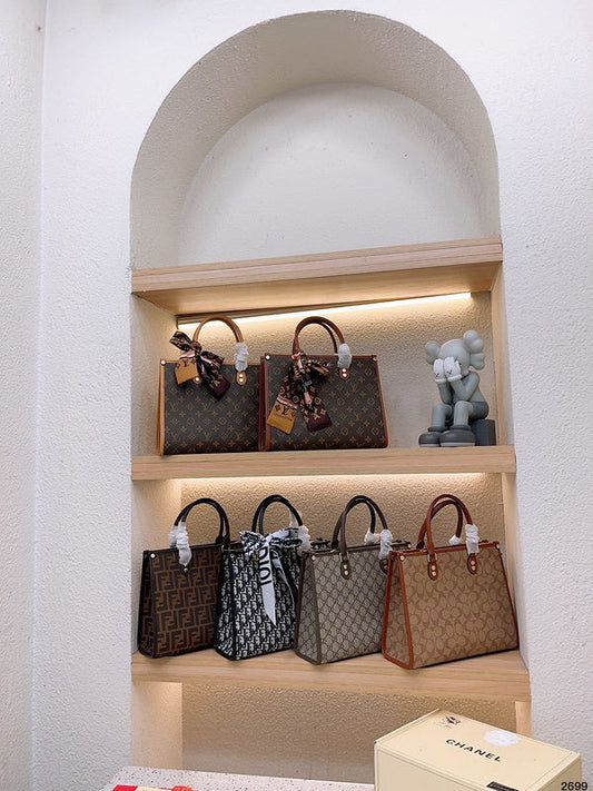 Franco Shops - Louis Vuittons  - 14902