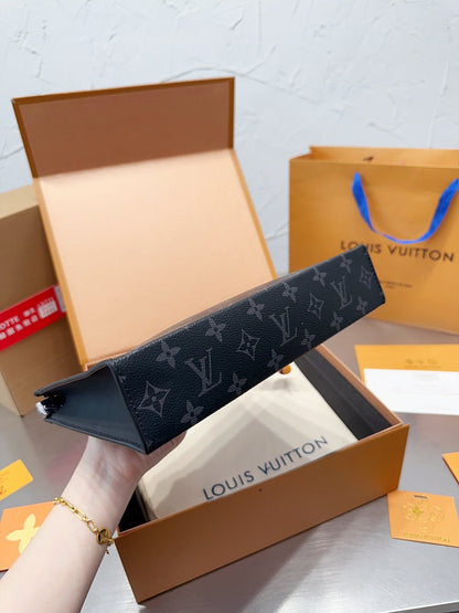 Franco Shops - Louis Vuittons  - 15019