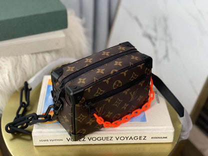 Franco Shops - Louis Vuittons  - 15586