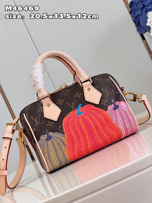Franco Shops - Louis Vuittons  - 15460