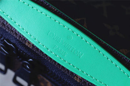 Franco Shops - Louis Vuittons  - 10114