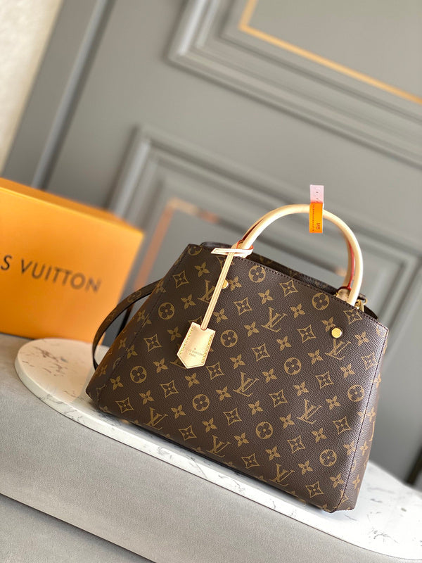Franco Shops - Louis Vuittons  - 15420