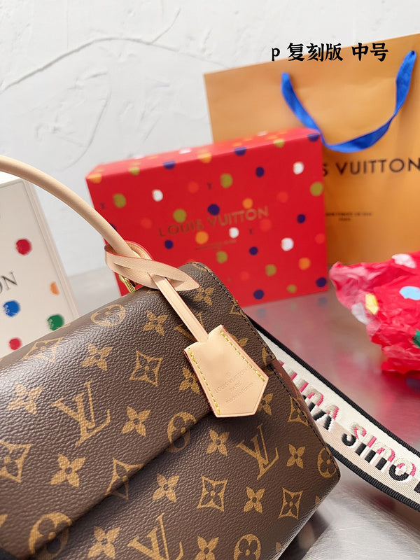 Franco Shops - Louis Vuittons  - 14948