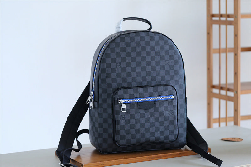 Franco Shops - Louis Vuittons  - 9723