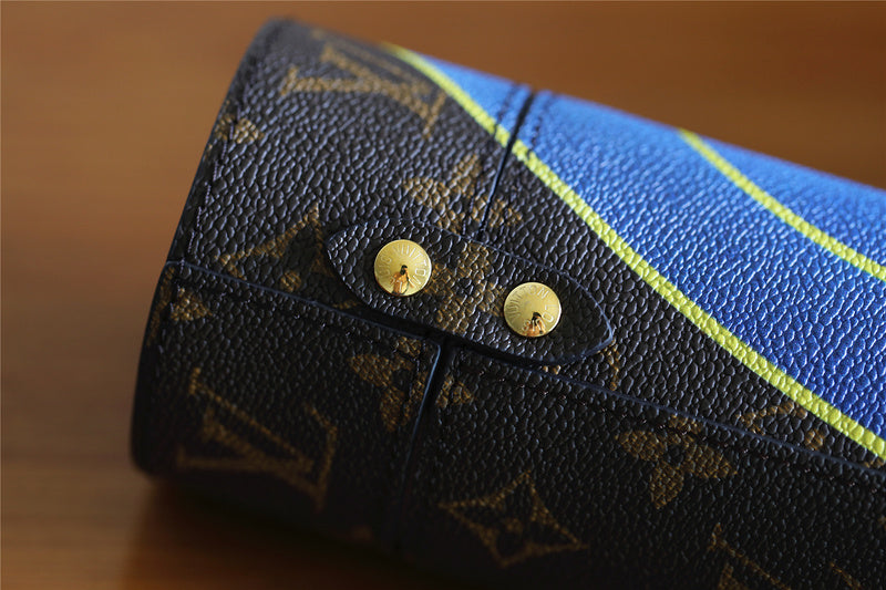 Franco Shops - Louis Vuittons  - 9361