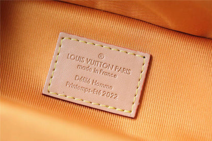 Franco Shops - Louis Vuittons  - 10021