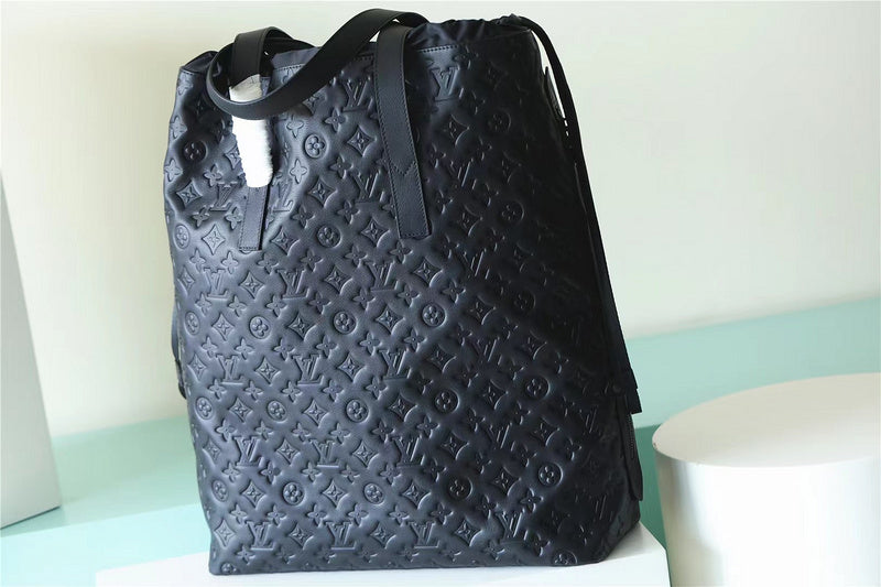 Franco Shops - Louis Vuittons  - 9602