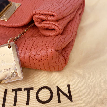 Louis Vuitton Clutch TWS pop