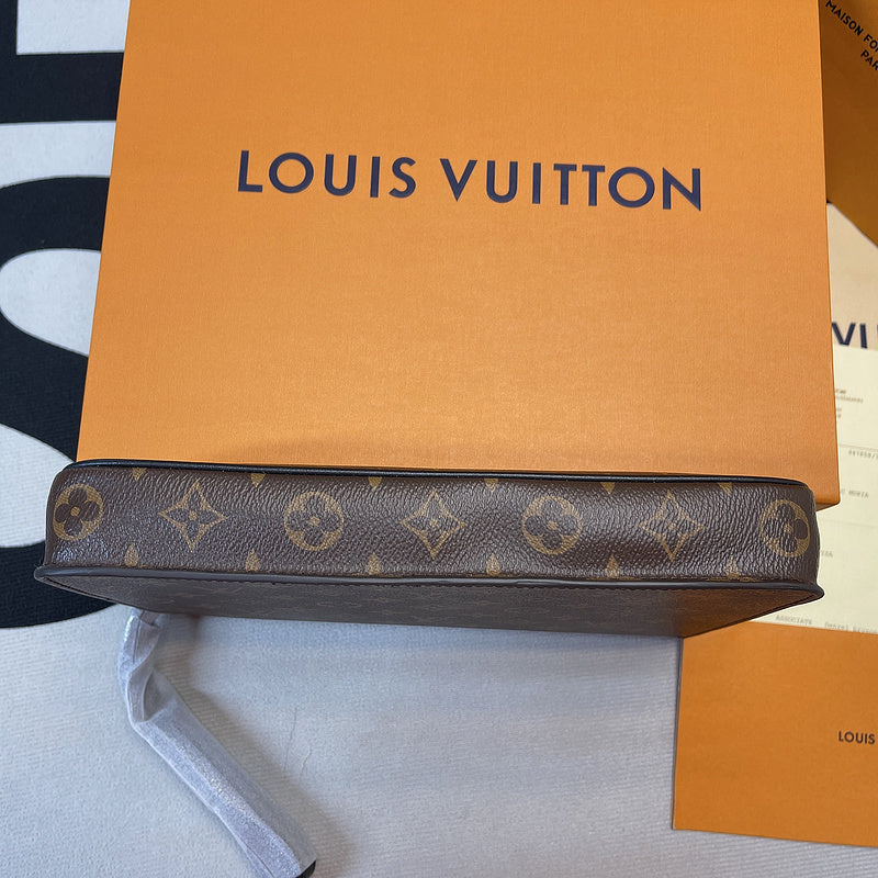 Franco Shops - Louis Vuittons  - 10096