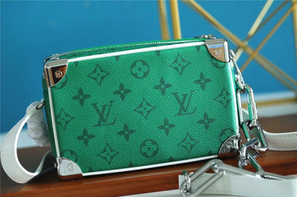 Franco Shops - Louis Vuittons  - 10170