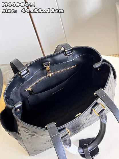 Franco Shops - Louis Vuittons  - 15477