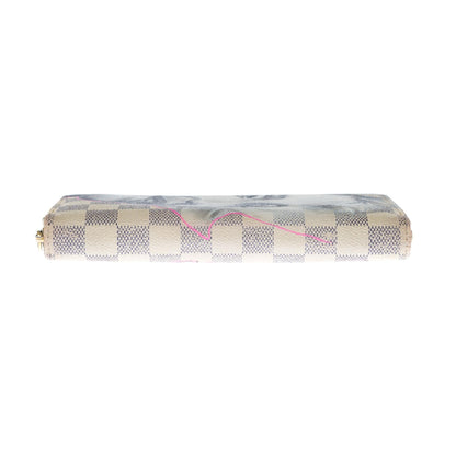 LOUIS VUITTON Customized "Marilyn Monroe" Zippy wallet in damier azur canvas