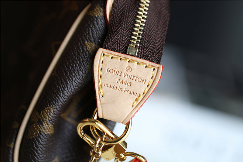 Franco Shops - Louis Vuittons  - 9377