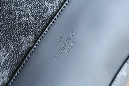 Franco Shops - Louis Vuittons  - 9739