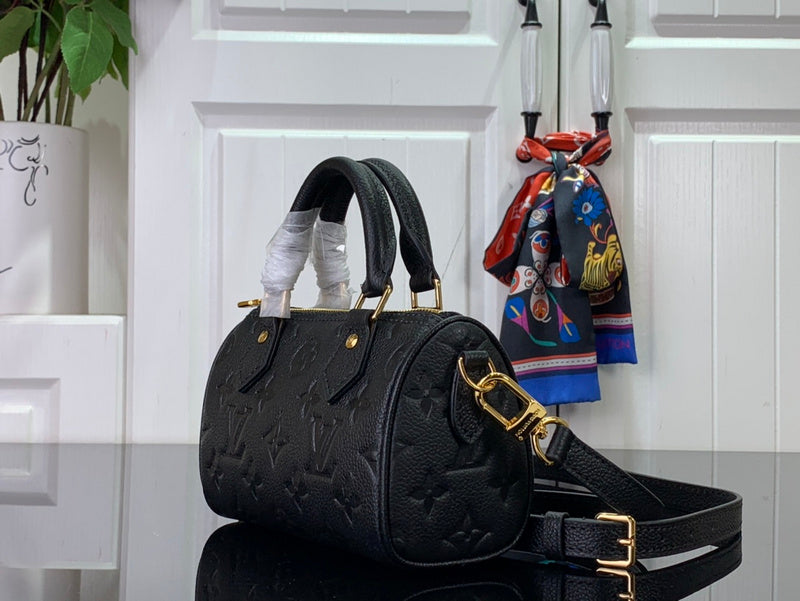 Franco Shops - Louis Vuittons  - 15245