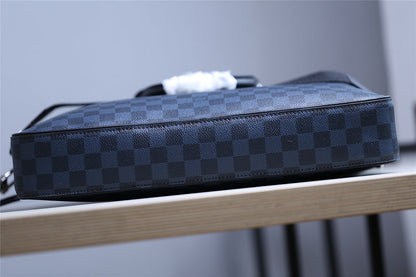 Franco Shops - Louis Vuittons  - 9869