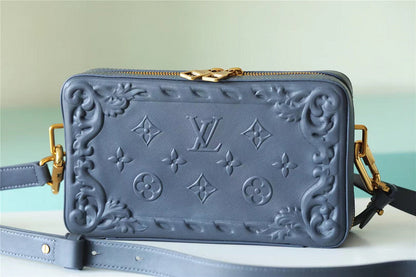 Franco Shops - Louis Vuittons  - 9938