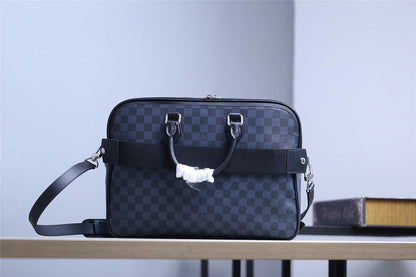 Franco Shops - Louis Vuittons  - 9869