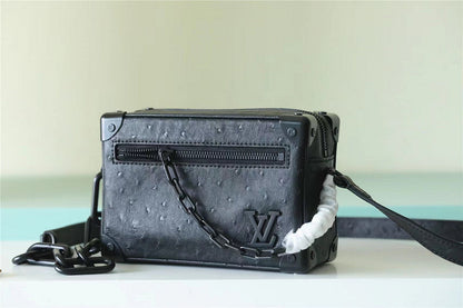 Franco Shops - Louis Vuittons  - 10132