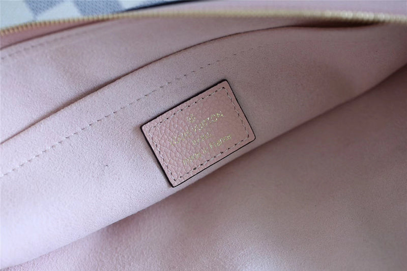Franco Shops - Louis Vuittons  - 9326