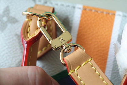 Franco Shops - Louis Vuittons  - 9912