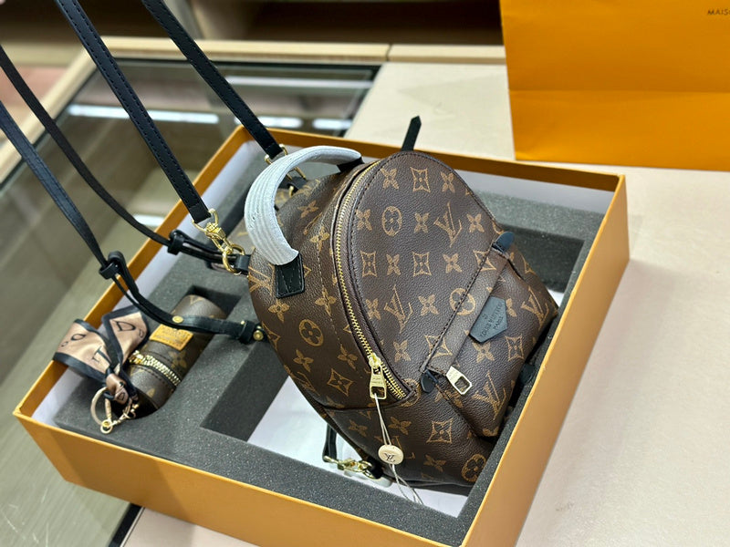 Franco Shops - Louis Vuittons  - 14896