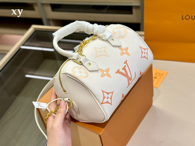 Franco Shops - Louis Vuittons  - 15004