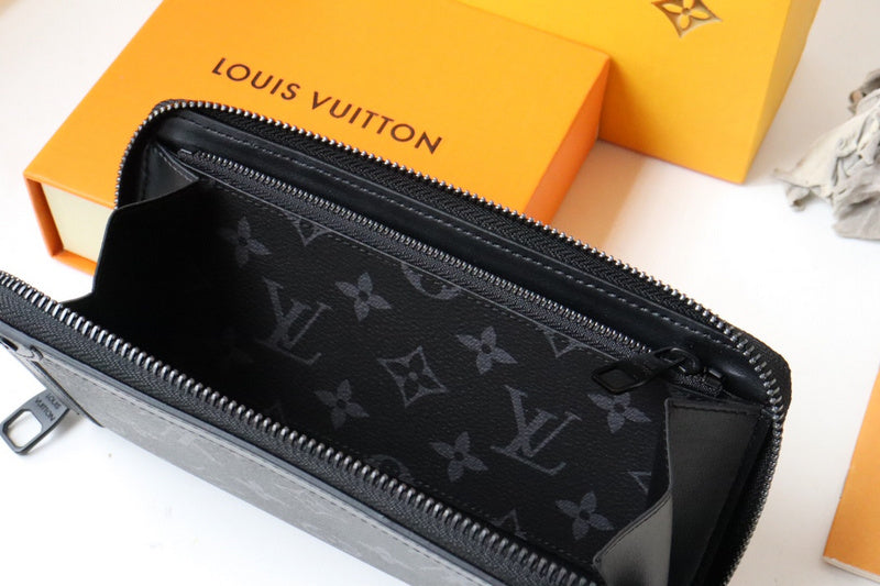 Franco Shops - Louis Vuittons  - 15778