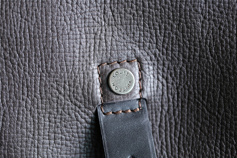 Franco Shops - Louis Vuittons  - 9752