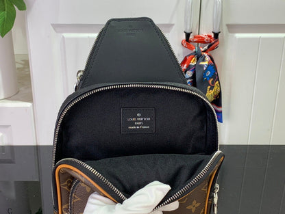 Franco Shops - Louis Vuittons  - 15230
