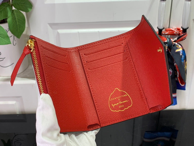 Franco Shops - Louis Vuittons  - 15726