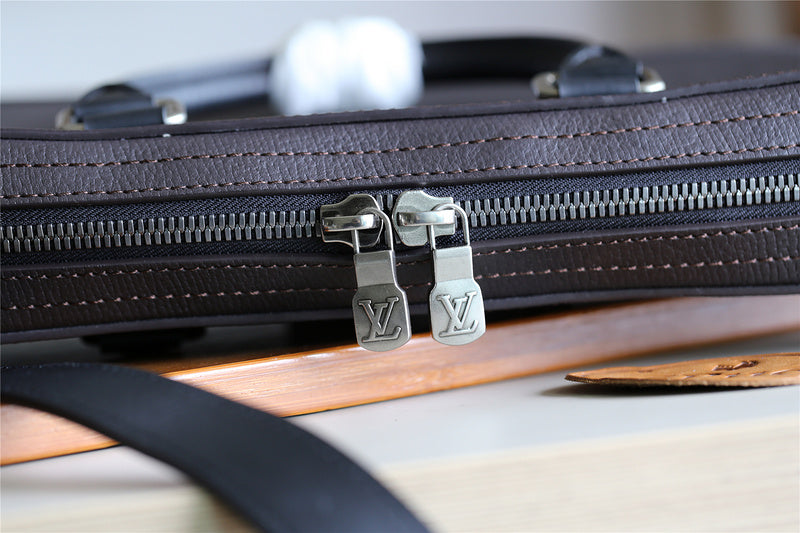 Franco Shops - Louis Vuittons  - 9872