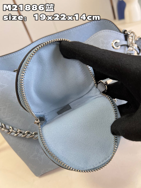 Franco Shops - Louis Vuittons  - 15775