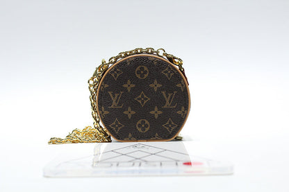 Franco Shops - Louis Vuittons  - 9396