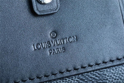 Franco Shops - Louis Vuittons  - 10157