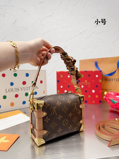 Franco Shops - Louis Vuittons  - 14950