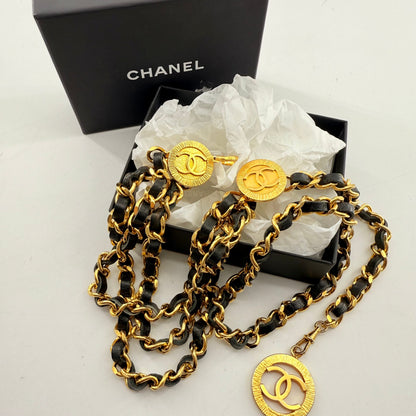 CHANEL Vintage Black Golden Waist Chain