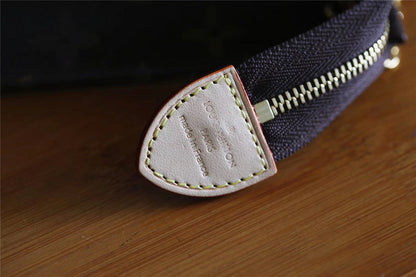 Franco Shops - Louis Vuittons  - 9325