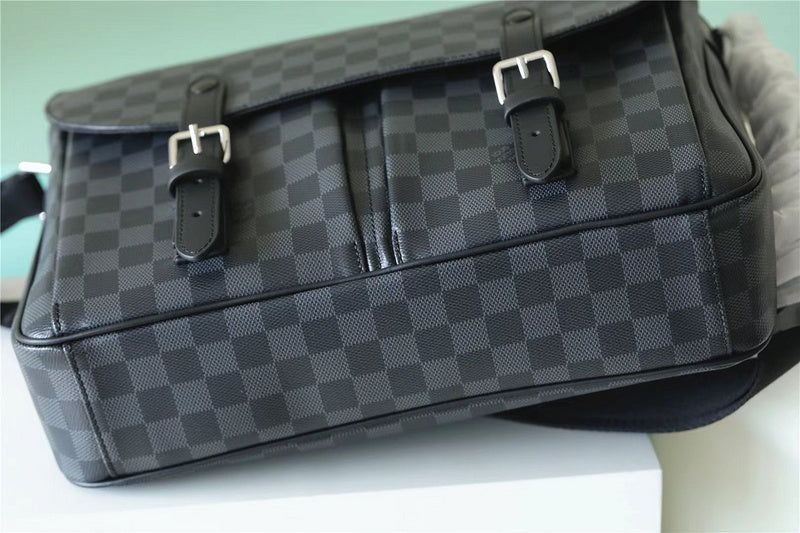 Franco Shops - Louis Vuittons  - 9956