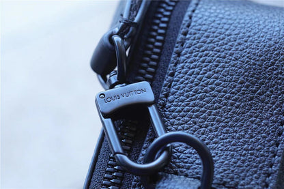 Franco Shops - Louis Vuittons  - 9971
