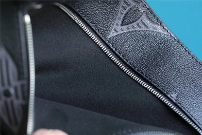 Franco Shops - Louis Vuittons  - 9822