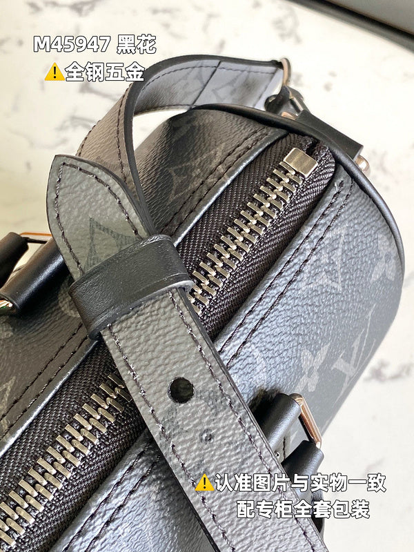 Franco Shops - Louis Vuittons  - 15415