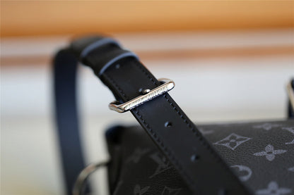Franco Shops - Louis Vuittons  - 9887