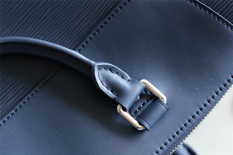 Franco Shops - Louis Vuittons  - 9851